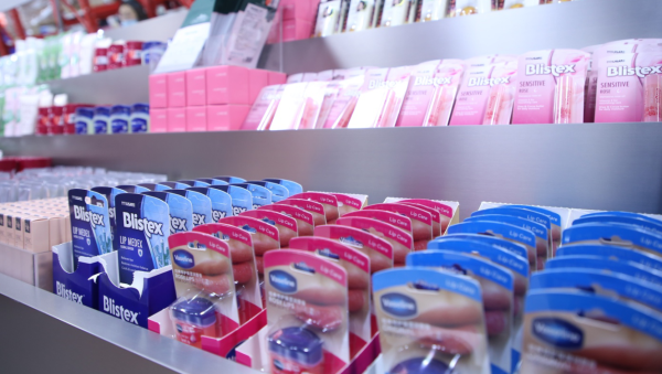 开一家品牌化妆品加盟店 开一家品牌化妆品加盟店
